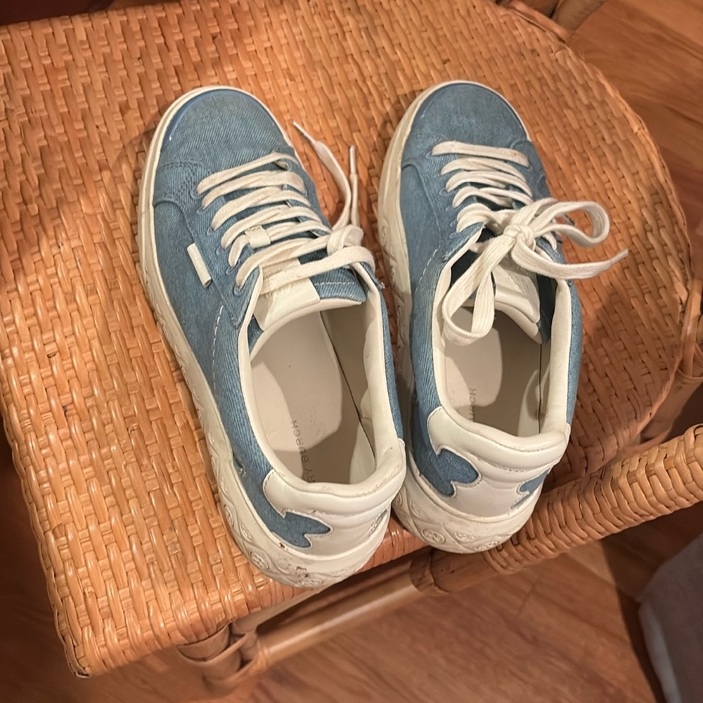 TORY BURCH LADY BUG SNEAKER